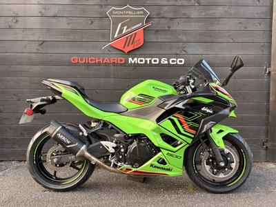 Kawasaki Ninja 500 se
