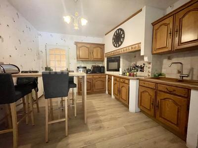 Maison traditionnelle - 156 m² - 5 pièces