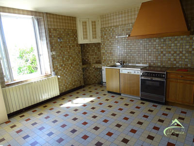 Maison ancienne - 102 m² - 3 pièces