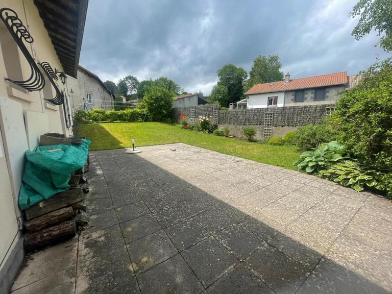 Maison de village - 185 m² - 6 pièces