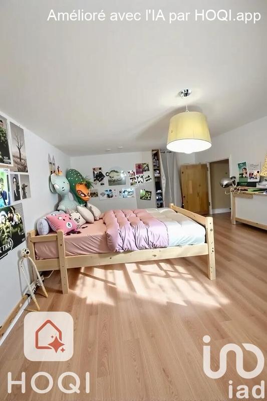 Maison - 93 m² - 5 pièces