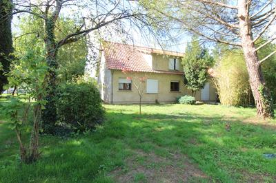 Maison - 164 m² - 8 pièces