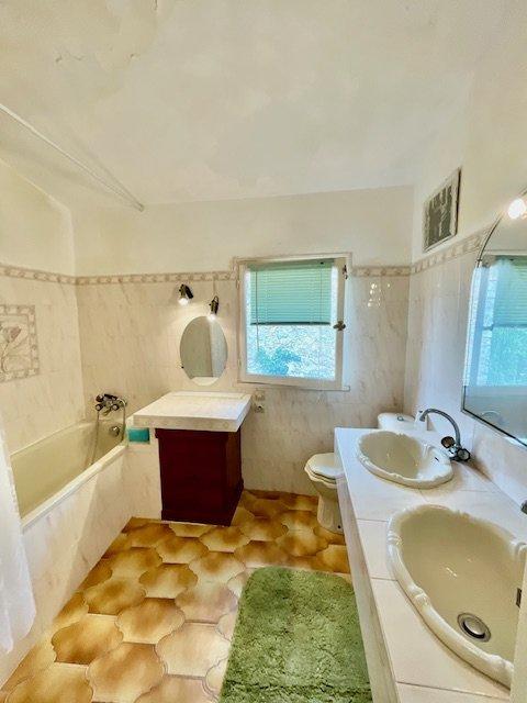 Maison de maîtres - 1 200 m² - 7 pièces