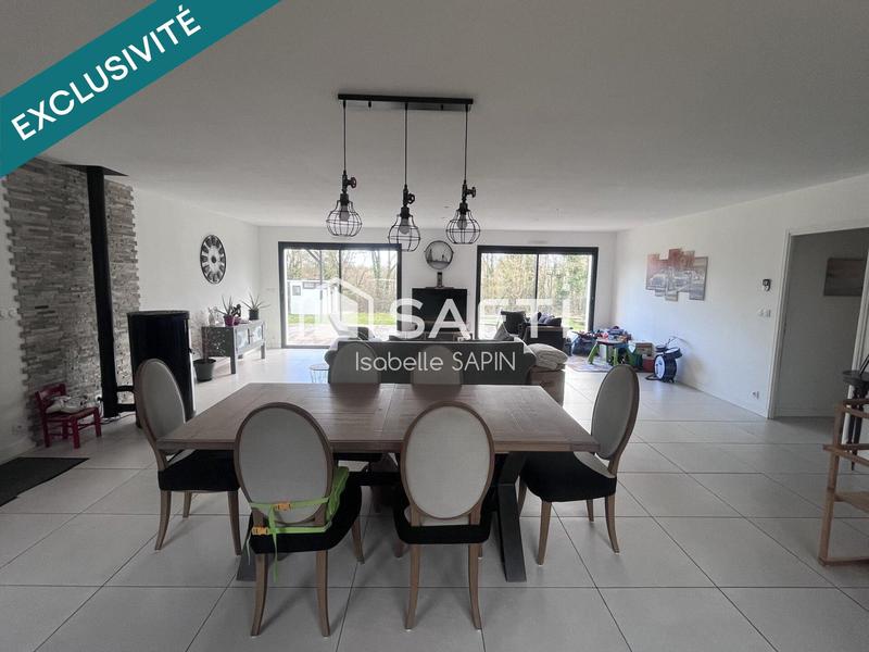 Maison - 123 m² - 4 pièces