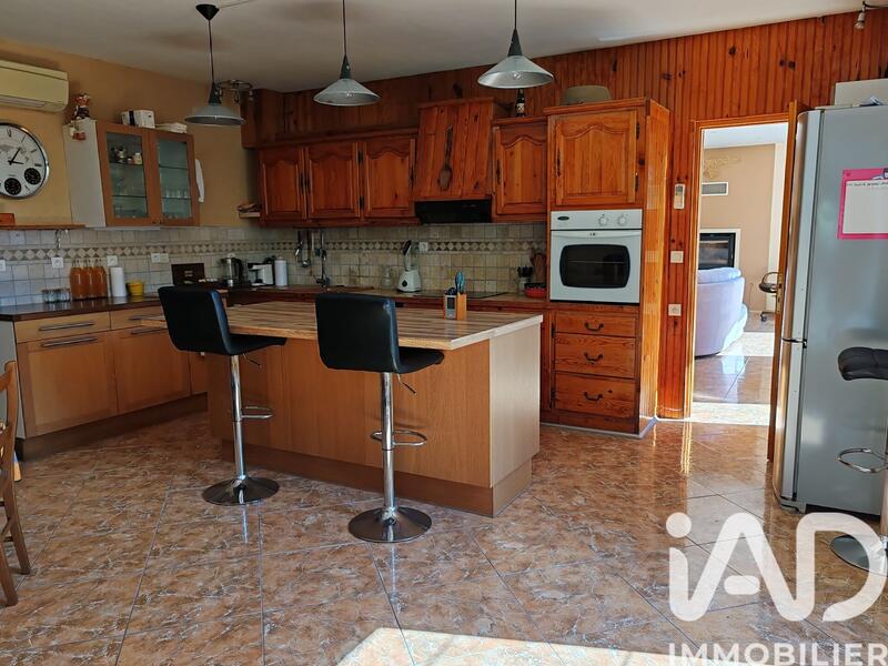 Maison - 176 m² - 7 pièces