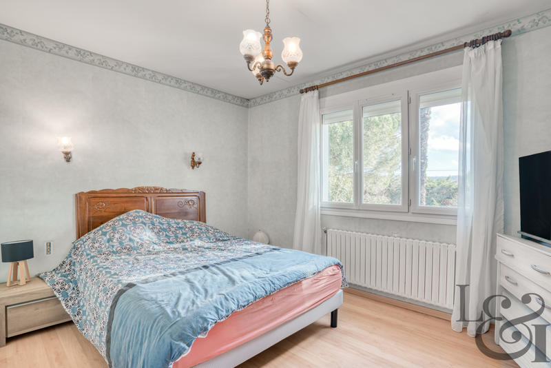 Maison - 104 m² - 4 pièces