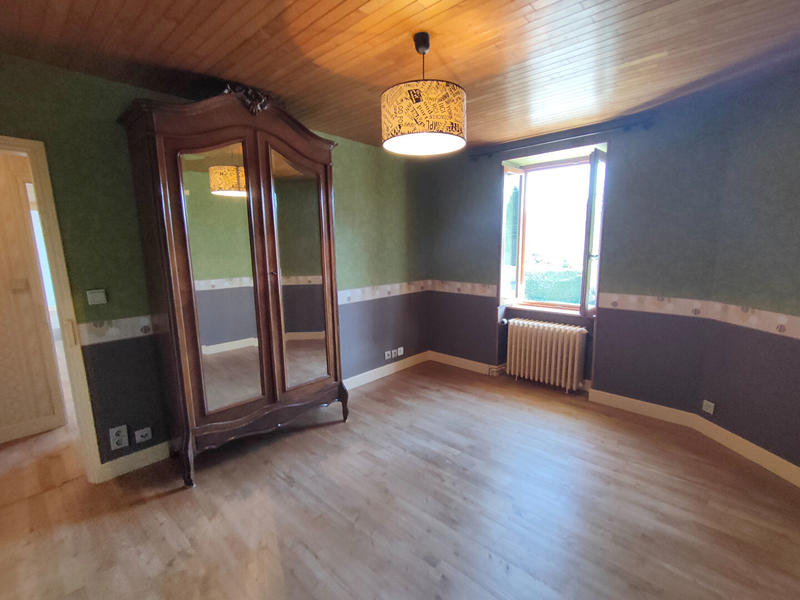 Maison - 154 m² - 8 pièces