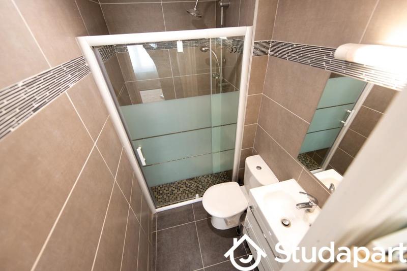 Chambre - 14 m² - 1 pièce