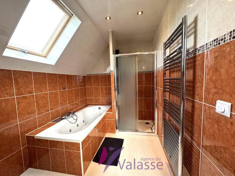Maison - 147 m² - 4 pièces
