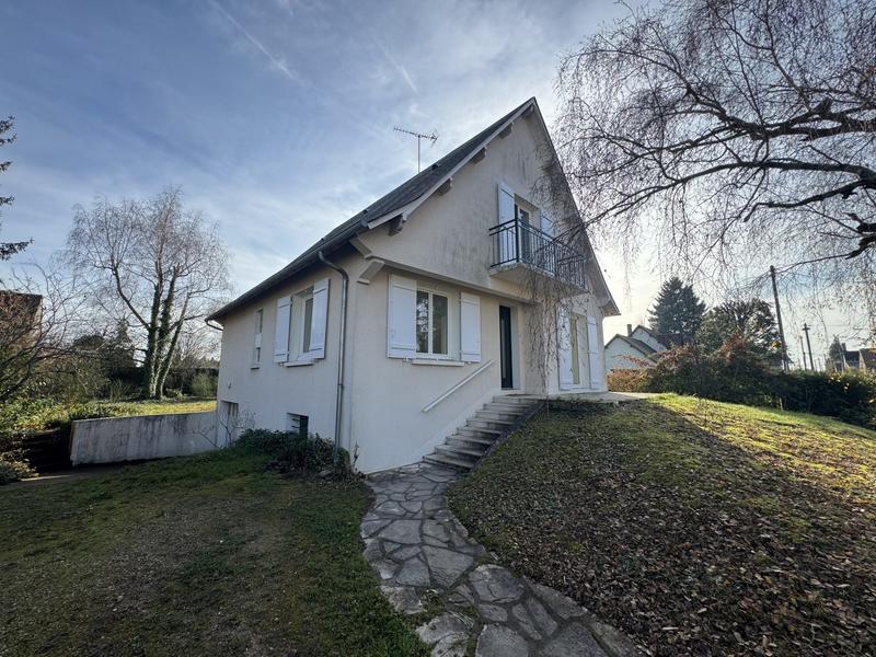 Maison - 110 m² - 5 pièces