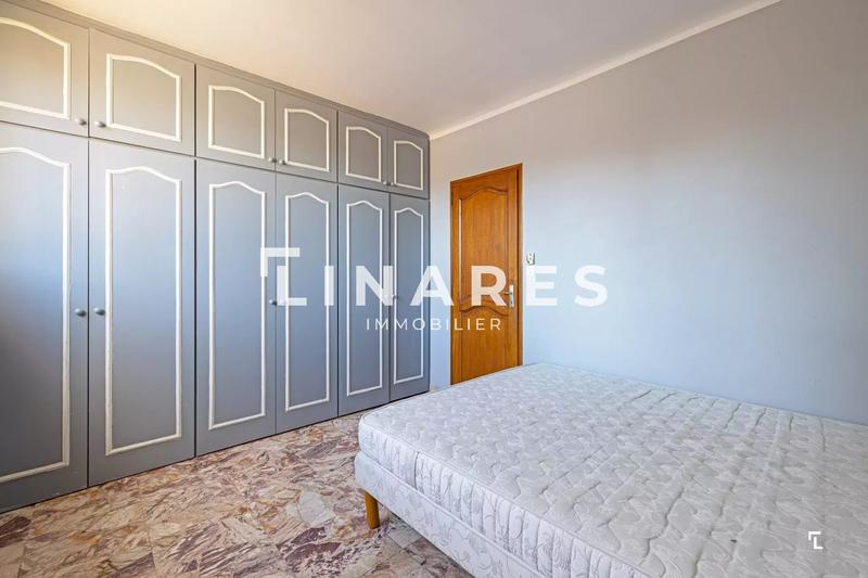 Villa - 260 m² - 7 pièces