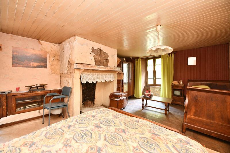 Maison ancienne - 86 m² - 4 pièces