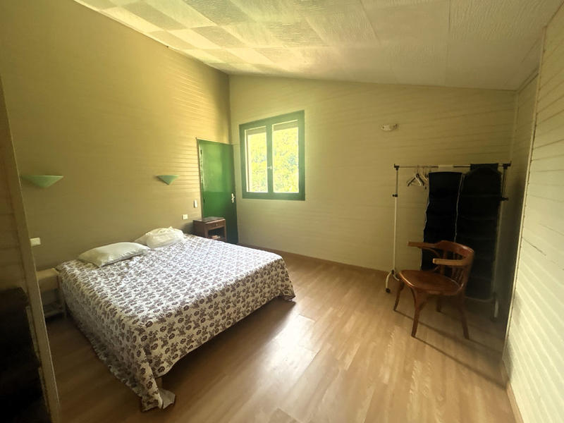 Villa - 220 m² - 8 pièces