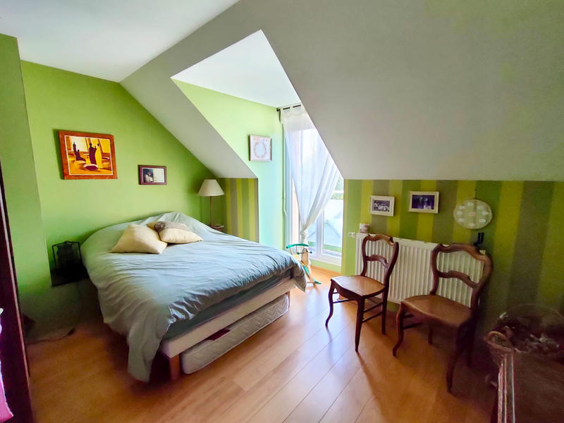 Maison - 128 m² - 7 pièces