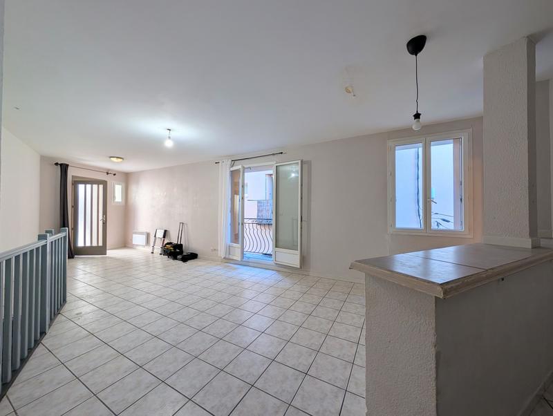 Immeuble - 146 m² - 7 pièces