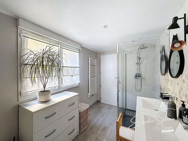 Maison - 144 m² - 7 pièces