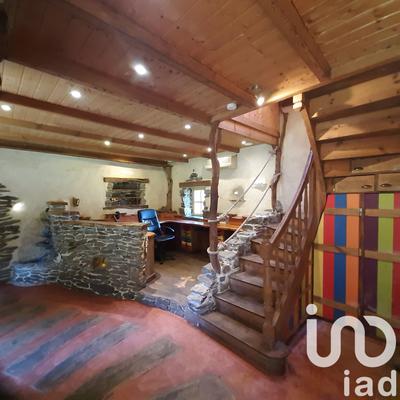 Maison - 163 m² - 6 pièces