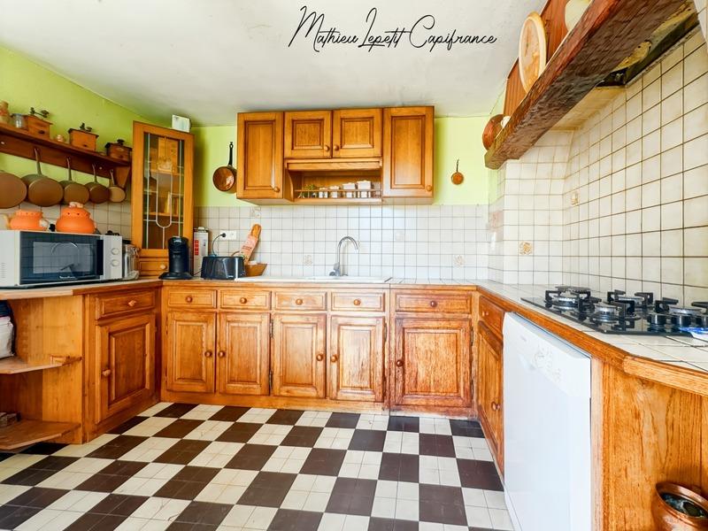 Maison - 280 m² - 11 pièces