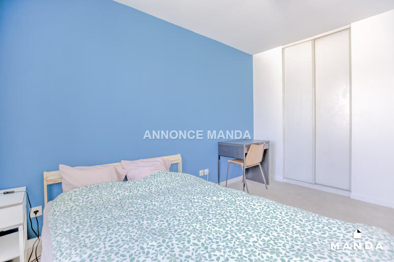 Chambre - 9 m² - 4 pièces
