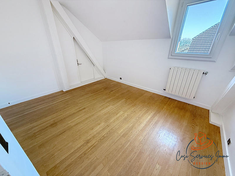 Villa - 200 m² - 7 pièces