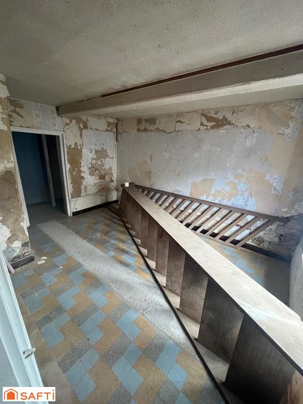 Maison - 140 m² - 5 pièces