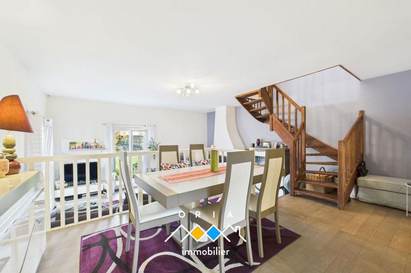 Maison - 106 m² - 5 pièces