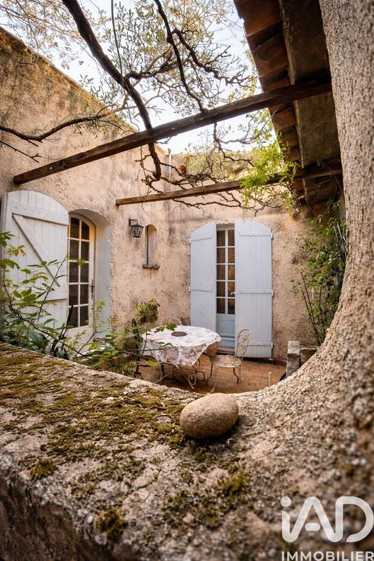 Maison - 185 m² - 5 pièces