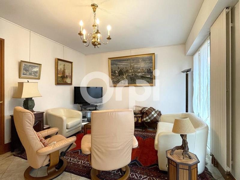 Maison - 178 m² - 6 pièces