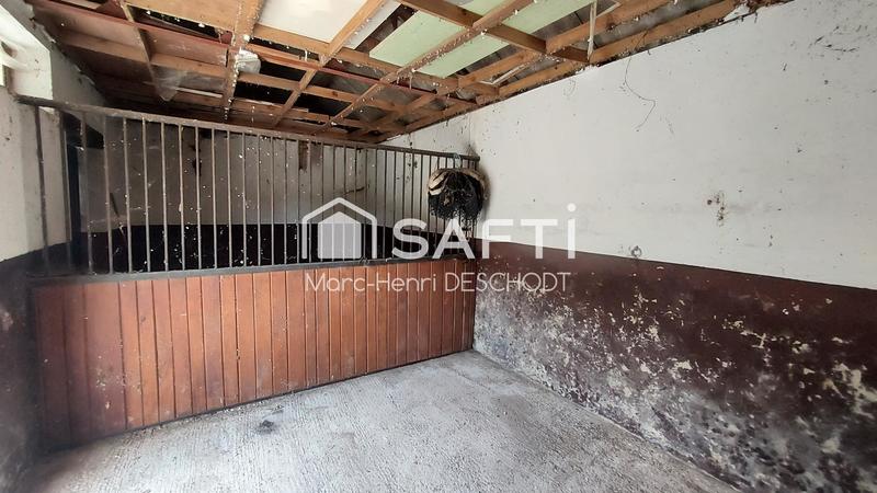 Maison - 230 m² - 8 pièces