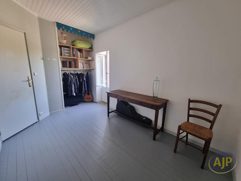 Maison - 102 m² - 4 pièces
