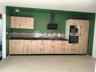 Maison - 94 m² - 4 pièces