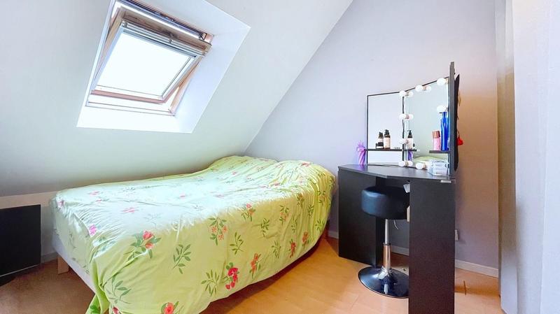 Maison - 75 m² - 5 pièces