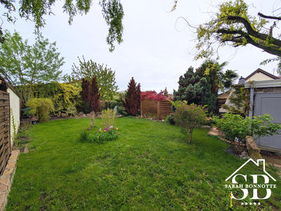 Maison - 95 m² - 5 pièces