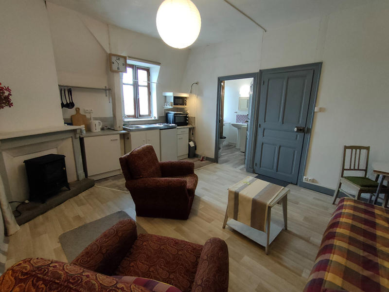 Maison - 300 m² - 10 pièces