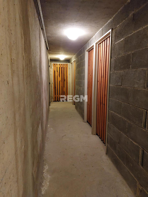 Appartement - 90 m² - 4 pièces