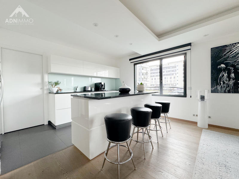 Appartement - 163 m² - 5 pièces