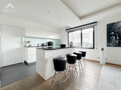 Appartement - 163 m² - 5 pièces