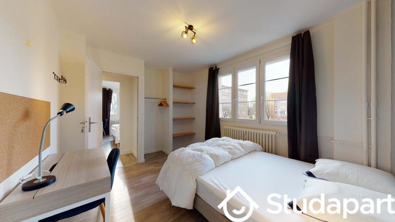 Chambre - 10 m² - 1 pièce