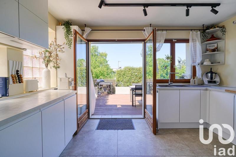 Maison - 140 m² - 5 pièces