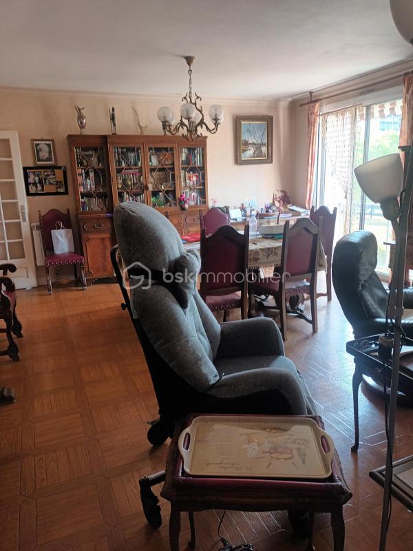 Appartement - 92 m² - 4 pièces