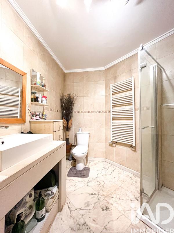 Maison - 195 m² - 7 pièces