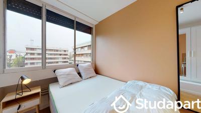 Chambre - 13 m² - 1 pièce