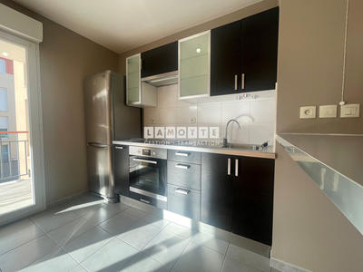 Appartement - 60 m² - 3 pièces