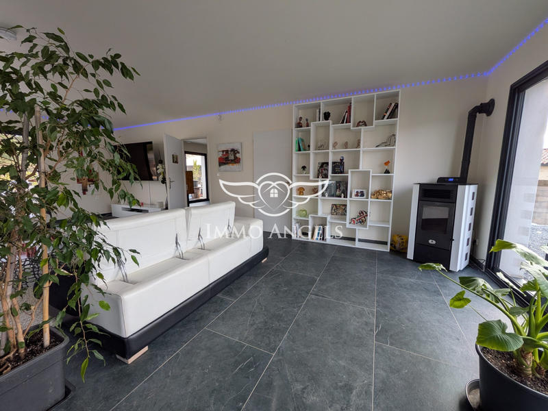 Maison contemporaine - 206 m² - 5 pièces