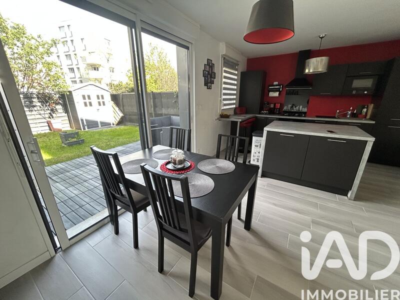 Maison de ville - 80 m² - 4 pièces