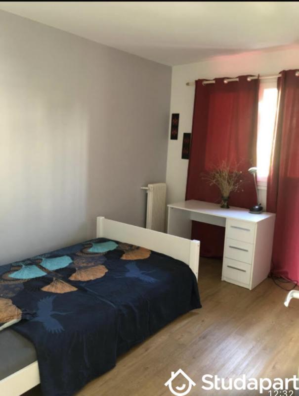 Chambre - 17 m² - 1 pièce