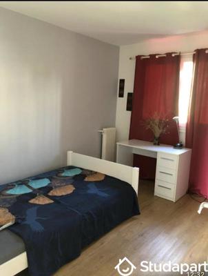 Chambre - 17 m² - 1 pièce