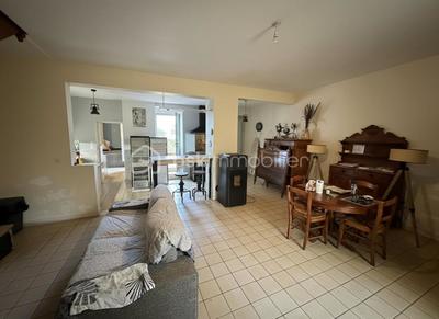Maison - 124 m² - 6 pièces