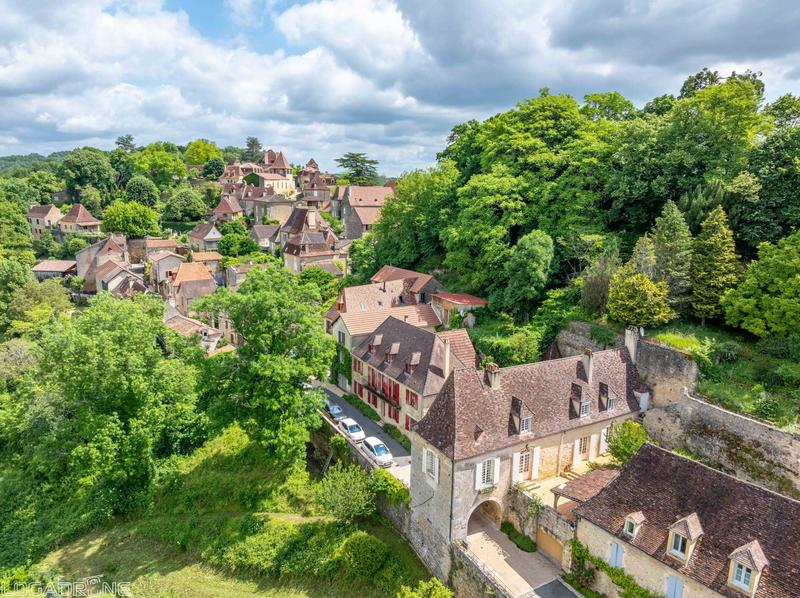 Maison traditionnelle - 152 m² - 5 pièces