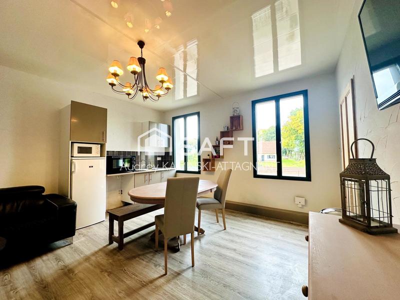 Maison - 268 m² - 9 pièces